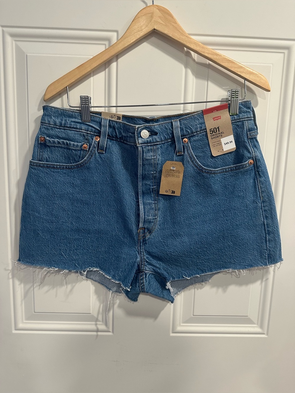 Levi’s Women’s 501 buttonfly Denim Shorts Size W33 - New With Tags vintage style